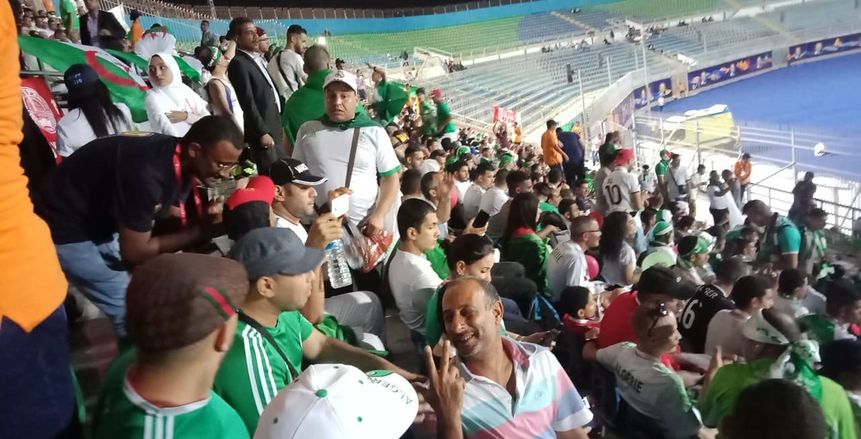 الاتحاد الجزائري يمنح جماهيره 800 تذكرة في مباراة غينيا بدور الـ16