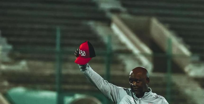 شوبير: موسيماني دفع بثنائي مصاب بتشكيل الأهلي أمام الزمالك