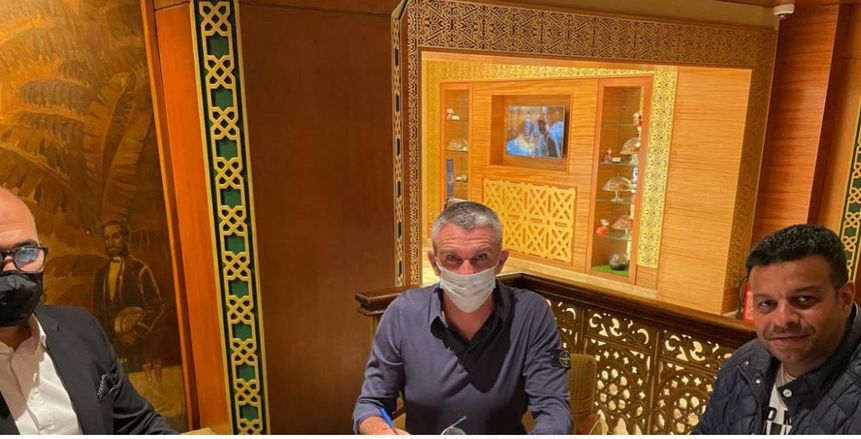 إدارة الزمالك: منحنا كارتيرون الصلاحيات الكاملة.. وشكرا لنادي التعاون