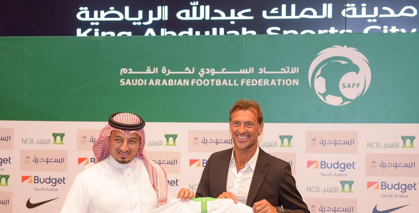 رينارد يفي بوعده بعد الفوز على الأرجنتين.. «سأجعلكم فخورين بمنتخب السعودية»