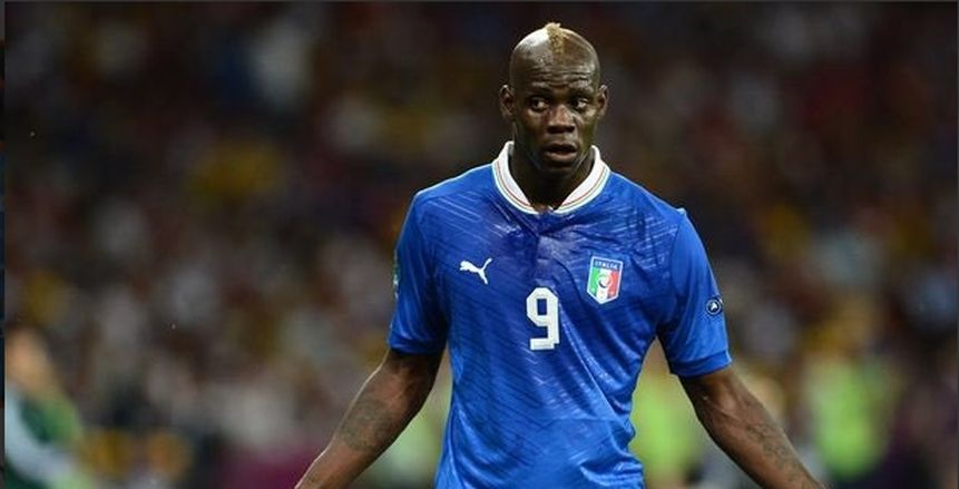 «بالوتيلي» يقود تشكيل إيطاليا لمواجهة فرنسا وديا