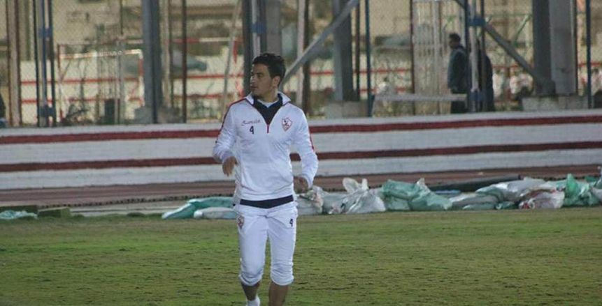 بالصور| تدريبات تأهيلية لأحمد توفيق دون حذاء