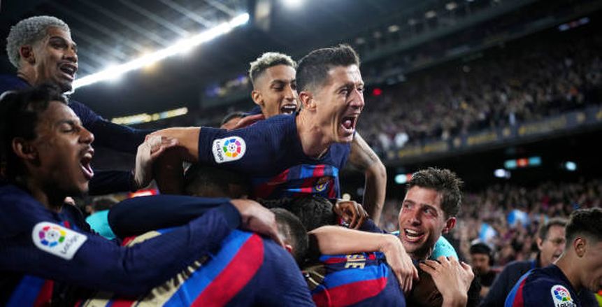 عودة ليفاندوفسكي ورافينيا وكوندي لقائمة برشلونة.. وغياب دي يونج وبيدري