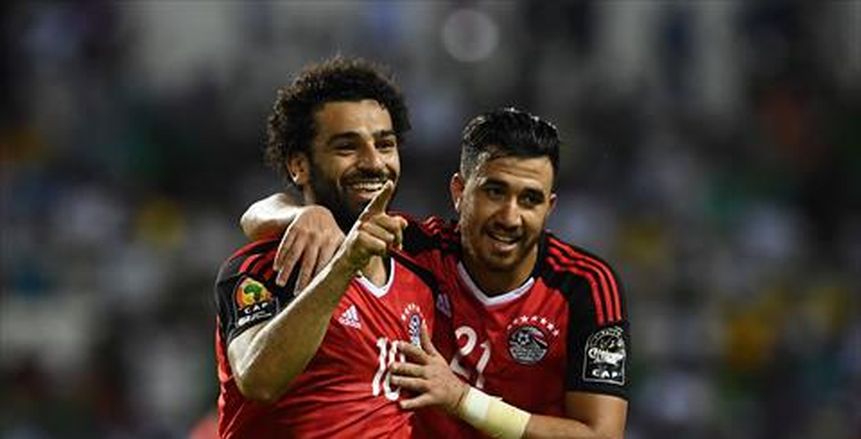 بالفيديو| لحظة وصول المنتخب المصري لملعب مباراة النهائي