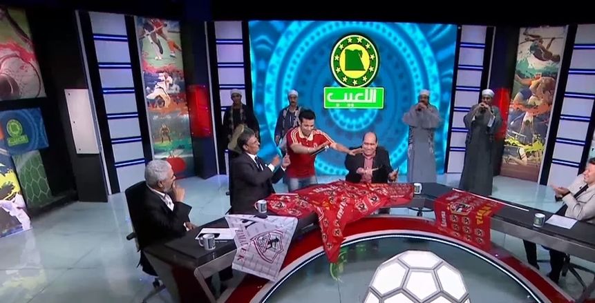 فيديو.. سعد الصغير يقتحم ستديو "اللعيب" احتفالا بتتويج الأهلي