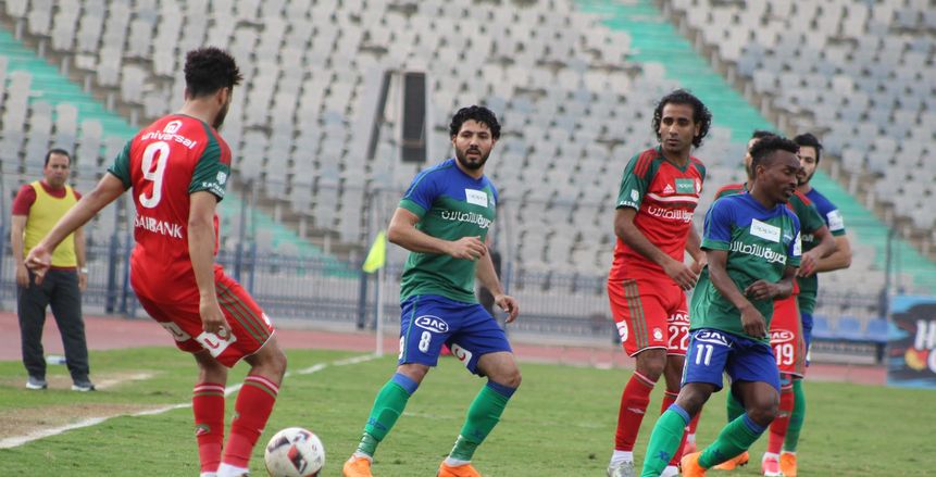 الدوري الممتاز| التعادل السلبي يسيطر على مباراة المقاصة والرجاء في الشوط الأول