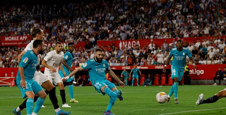 ريمونتادا الليجا.. بنزيما يهدي ريال مدريد فوزا قاتلا أمام إشبيلية «فيديو»
