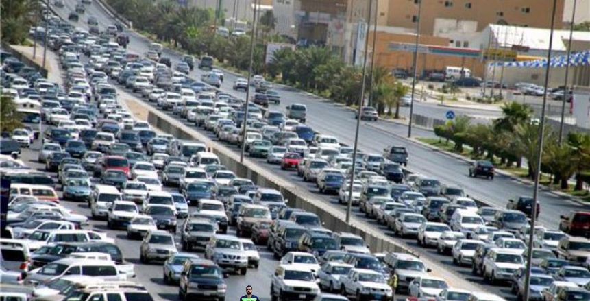 بالصور| جماهير أهلي جدة تسخر من «عبدالله السعيد»