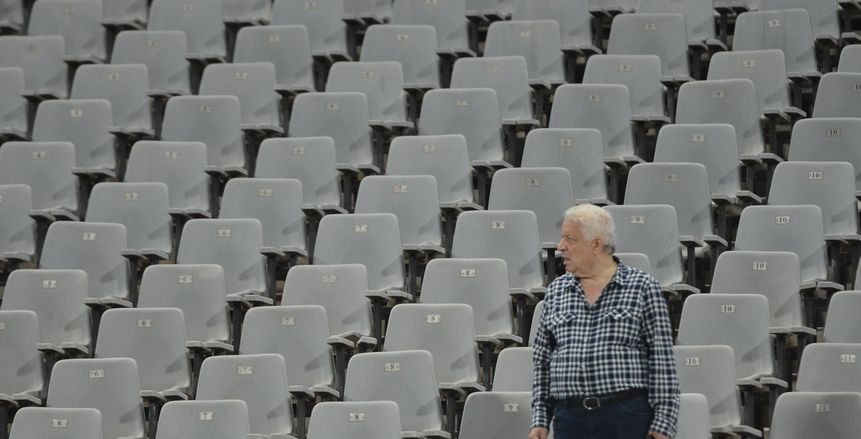 كاف يدعو مرتضى منصور لحضور نهائي كأس أمم إفريقيا بالكاميرون