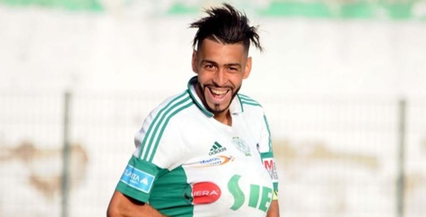 الرجاء المغربي يعاقب لاعبه بنحليب ويفتح تحقيقا بسبب سلوكياته غير الأخلاقية