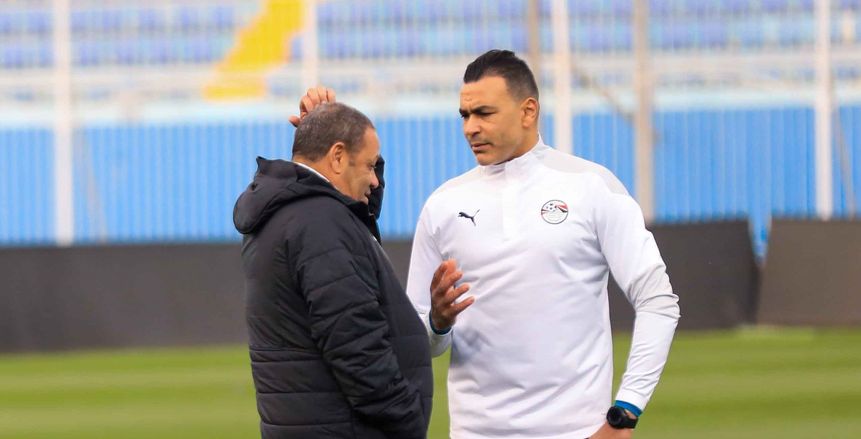 منتخب سوريا يعلن انضمام عصام الحضري لجهاز هيكتور كوبر