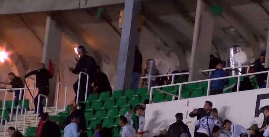 في معركة كروية بالدوري الجزائري.. إصابة 40 في مباراة مولودية الجزائر واتحاد بلعباس