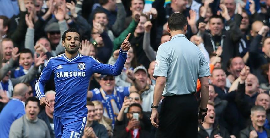 صلاح ينتظر هدية "رفاق الأمس" لمنح ليفربول لقب الدوري الإنجليزي