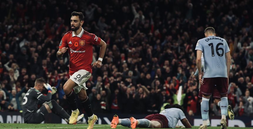 مانشستر يونايتد إلى دور الـ16 من كأس الرابطة برباعية في أستون فيلا