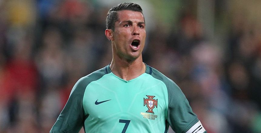 رونالدو عميد لاعبي البرتغال