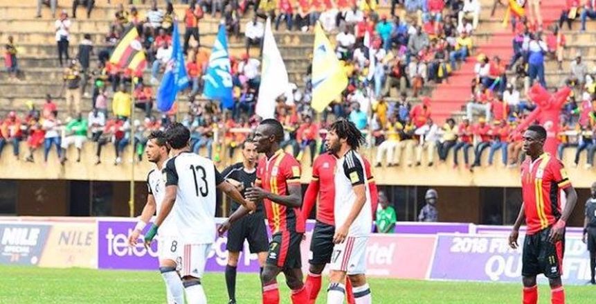 بالصور | انتشار سيارات الإسعاف في محيط ستاد برج العرب