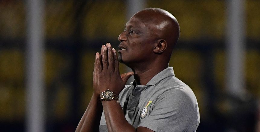 الاتحاد السوداني يفاوض كواسي أبياه بعد رحيله عن منتخب غانا