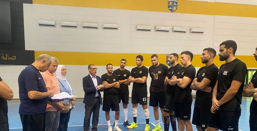 منتخب الطائرة يواصل استعداده لبطولة كأس التحدي واجتماع مع رئيس الاتحاد
