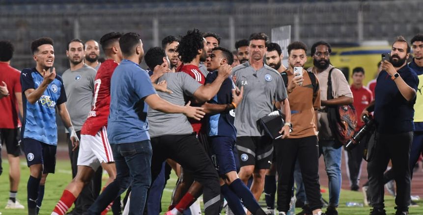 بيراميدز يرد على بيان حسين الشحات بشأن أزمة محمد الشيبي: ادعاءات وأكاذيب