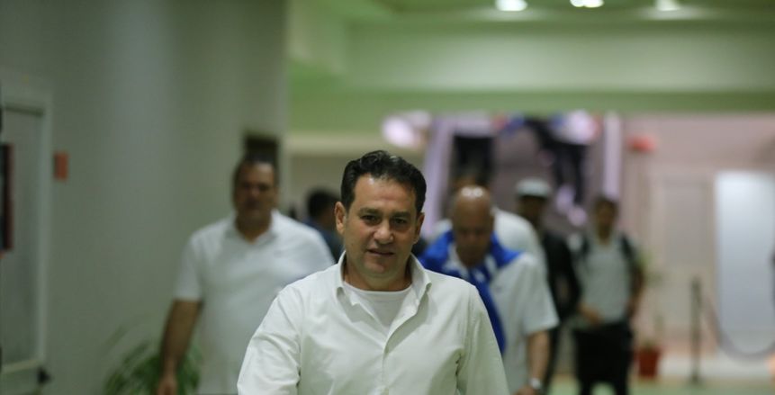 بالصور| وصول الزمالك إلى برج العرب