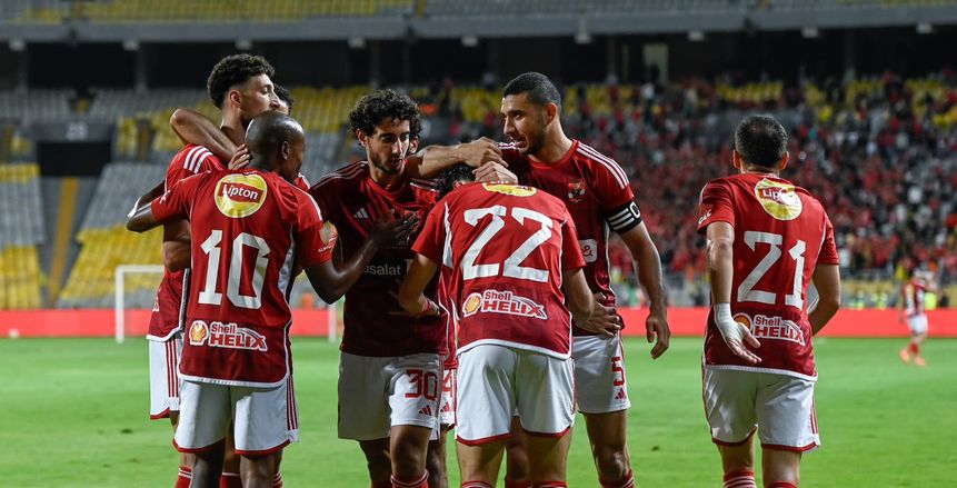 إصابة لاعب الأهلي قبل مباراة الجونة في الدوري.. ونيدفيد بديلاً له