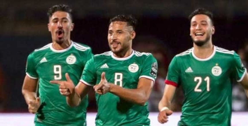 مونشنجلادباخ الألماني يقدم عرضا رسميا لنجم الجزائر