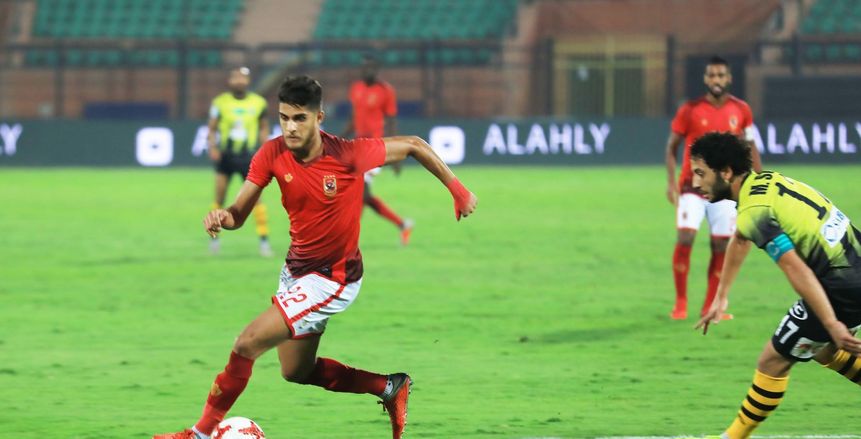 وصول الأهلي والمقاولون إلى ملعب برج العرب استعدادا لمباراة الدوري