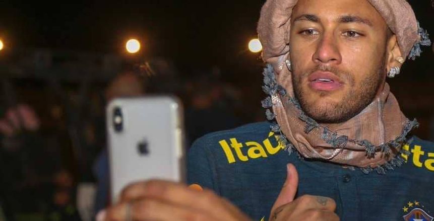 بالصور| البرازيل بالزي السعودي قبل "الكلاسيكو" أمام الأرجنتين
