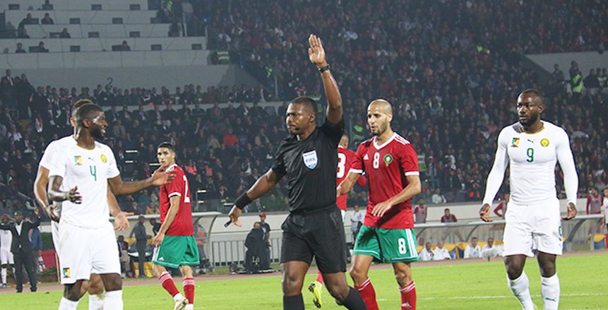 "وش السعد على مصر".. 6 معلومات عن حكم مباراة الفراعنة ضد جنوب أفريقيا