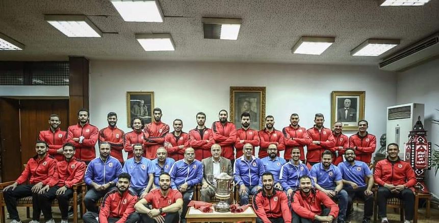 تعرف على تشكيل الجهاز الفني الجديد لفريق اليد بالنادي الأهلي