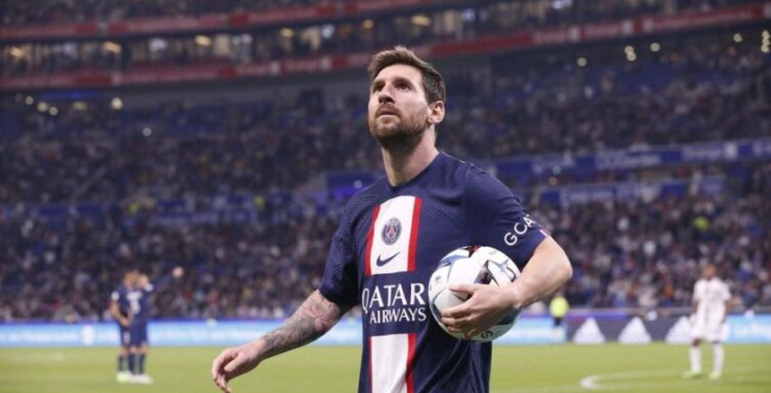 تطورات إصابة ليونيل ميسي.. الخوف يسيطر على البرغوث قبل كأس العالم 2022