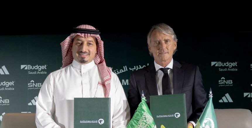 الاتحاد السعودي يتمسك باستمرار مانشيني رغم الخسارة من اليابان