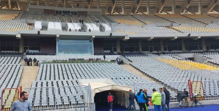 صور جديدة لأرضية ملعب برج العرب قبل قمة الزمالك والأهلى