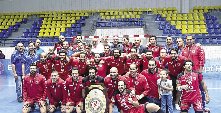 «الأهلي» يهزم «الحوار» في دوري كرة اليد للمحترفين والمرتبط