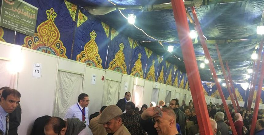 تكرار حالات الإغماء في اللجان الانتخابية بالأهلي بسبب الزحام