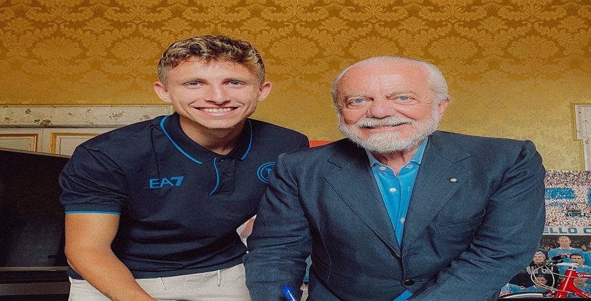 نابولي يعلن ضم جاسبر ليندستروم نجم فرانكفورت السابق