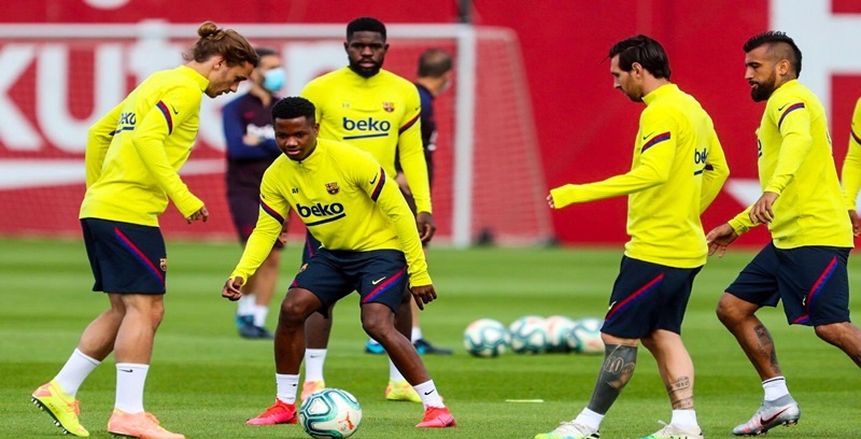 برشلونة ينفي رحيل أنسو فاتي