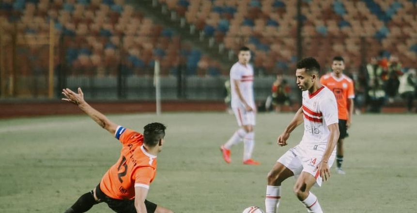 محمود علاء وأوباما عن أزمة الطفل الباكي: «منعرفوش.. وبتاع حوارات»