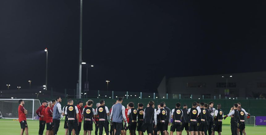 باستثناء بيرسي تاو.. اللاعبون الدوليون يعودون لتدريبات الأهلي اليوم
