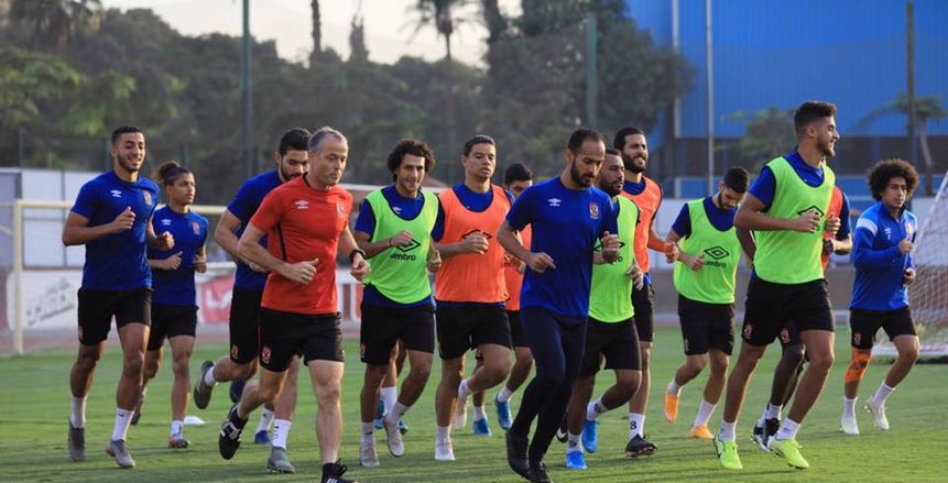 الأهلى يقدم ملفا لـ"كاف" بـ"مجاملات" رئيس لجنة الحكام للأندية التونسية