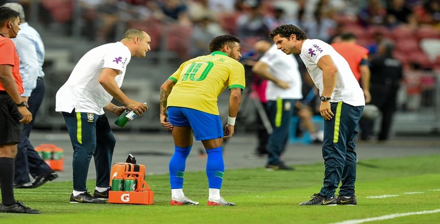 استبعاد حارس ليفربول.. نيمار يعود لقائمة البرازيل أمام بوليفيا وبيرو