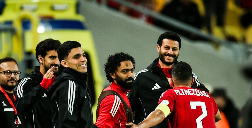 كامويش ضمن 9 لاعبين على دكة الأهلي أمام البنك بدوري NILE
