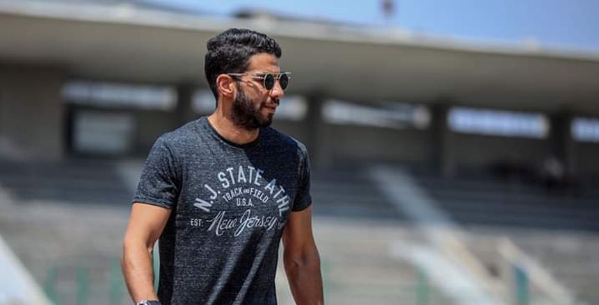 نجل شريف إكرامي: مش بشجع الأهلي.. ووالدي أفضل حارس في مصر