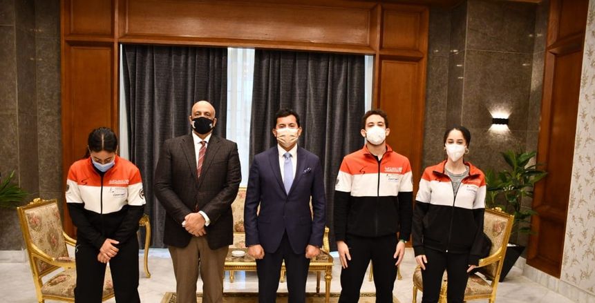 وزير الرياضة يكرم أبطال مصر في بطولة العالم للسلاح: «فرحتونا» (صور)
