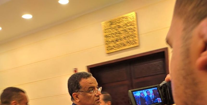 بالصور.. محمود مسلم والخطيب وأعضاء الأهلي يقدمون واجب العزاء في وفاة شقيق طارق قنديل