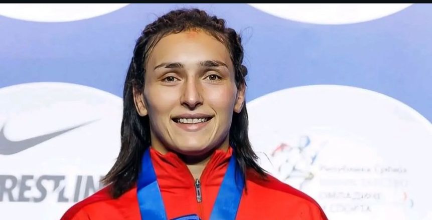 سمر حمزة تمثل مصر في بطولة المصارعة الحرة النسائية بروسيا