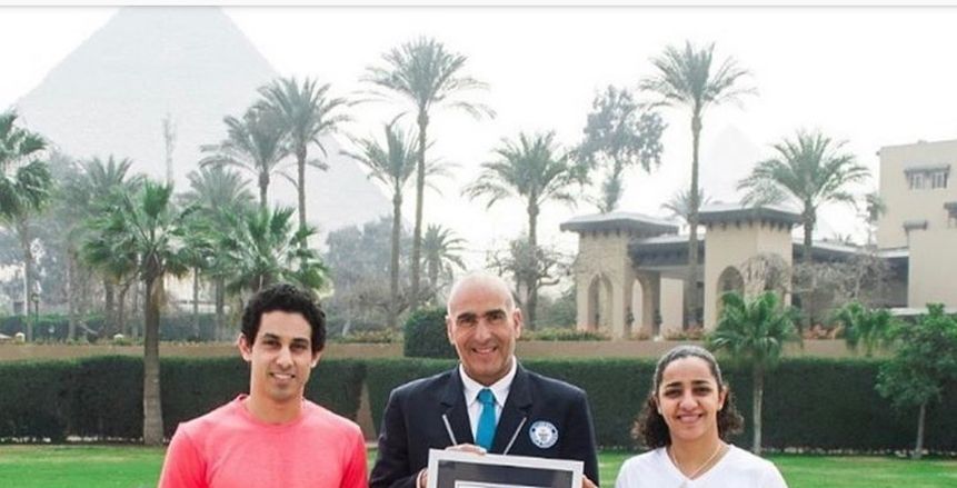 الزوجان "رنيم وطارق" في موسوعة جينيس بعد فوزهما ببطولة العالم للاسكواش