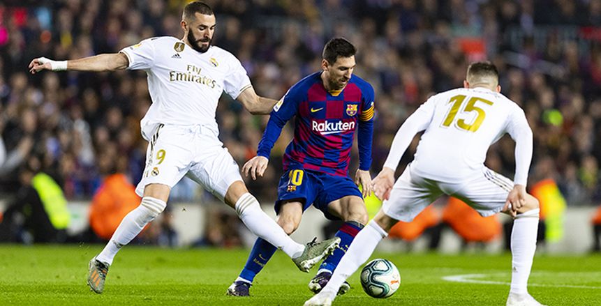 أسطورة الأرجنتين: ميسي يجب أن يغادر برشلونة ويتجه إلى باريس أو البايرن