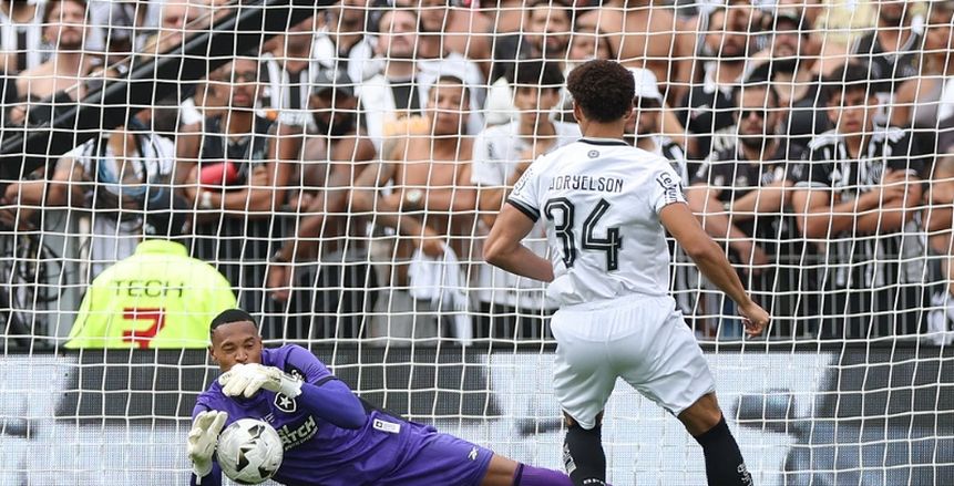 موعد مباراة بوتافوجو بطل ليبرتادوريس وباتشوكا المكسيكي بإنتركونتيننتال