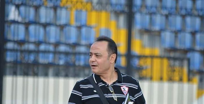 طارق يحيي يصل بترو سبورت لمتابعة مباراة النصر والعهد